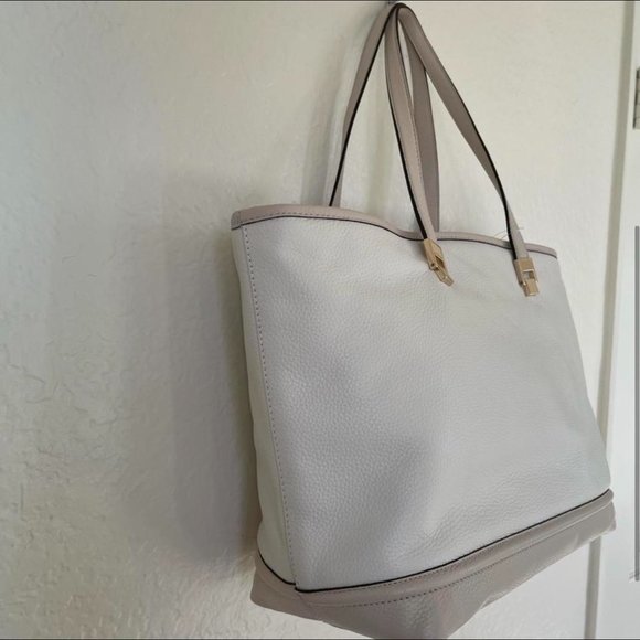 Kate Spade Purse - Picture 3 of 15